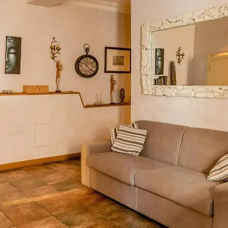 Apartamento Right In The Ancient Historical Center Two Bedrooms Two Bath, Up To 6 Pax Roma