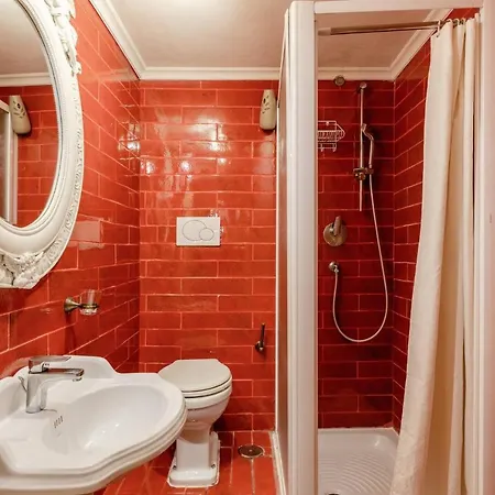 Apartamento Right In The Ancient Historical Center Two Bedrooms Two Bath, Up To 6 Pax Roma